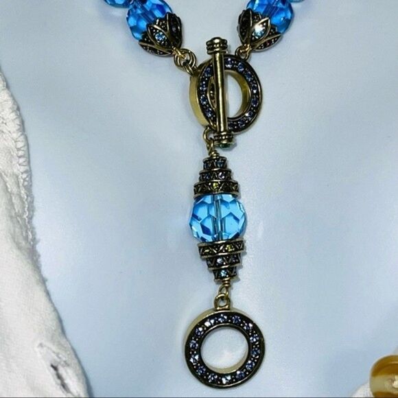 Heidi Daus Crystal Blue Beads Toggle Clasp Pendant Accente Rhinestones Necklace - Picture 3 of 13